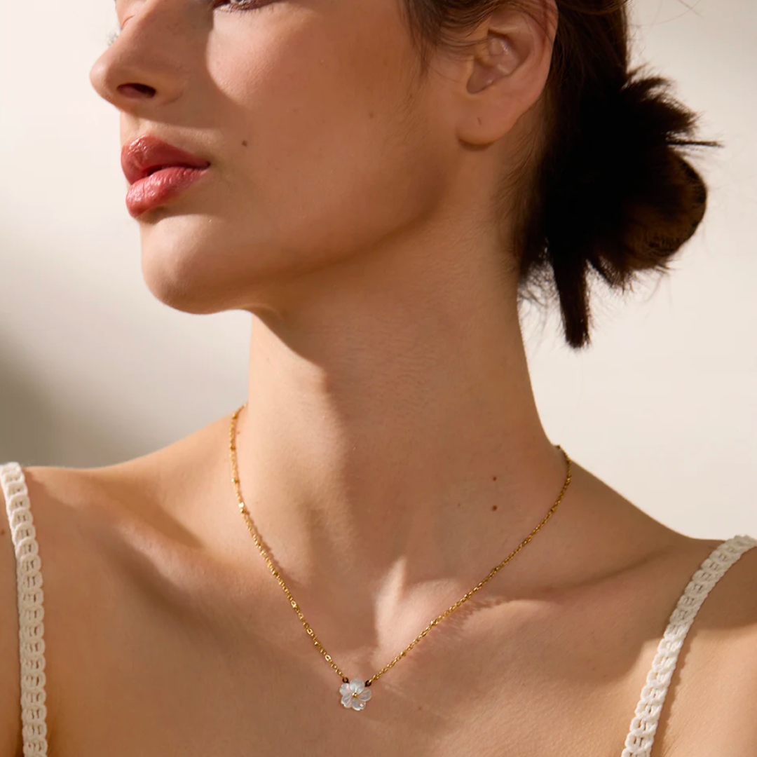 Collar con Colgante Flor Natural Shell Premium